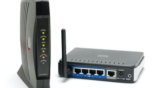 アクセスポイントとルーターの違いは？中継機やハブとの違いもわかりやすく解説