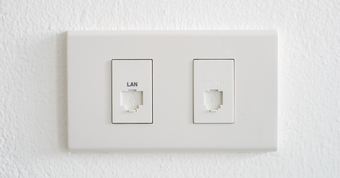 電話線とLANケーブルの違いとは？見分け方や代用方法などを解説