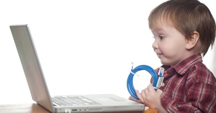 【有線LANケーブルを使用する際の注意点3選】1.有線LANケーブル選びに注意する、2.回線・プロバイダーの問題、3.通信制限がかかっている