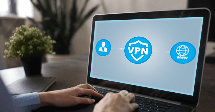 ノートパソコンの画面に、利用者とWebをつなぐVPNの盾アイコンが表示されている様子
